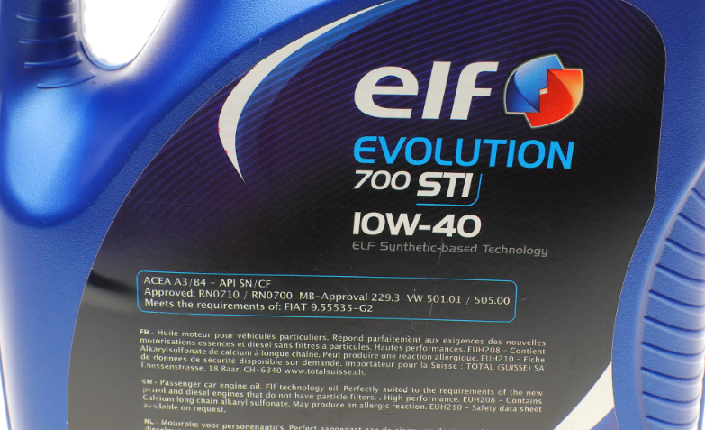 Моторна олива ELF EVOLUTION 700 STI 10W-40 5л ELF216667 фото